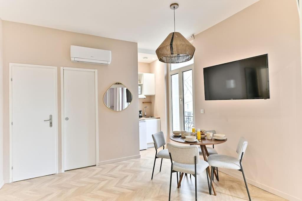 Appartement Proche Parc Monceau - III Paris Extérieur photo