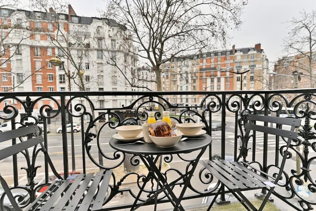 Appartement Proche Parc Monceau - III Paris Extérieur photo